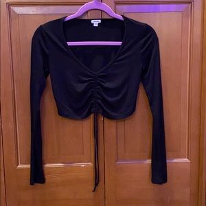 Garage crop top long sleeve